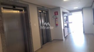 Apartamento Para Alugar com 2 quartos sendo 1 suíte no bairro Ponto Central em Feira De Santana