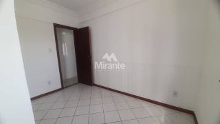 Apartamento Para Alugar com 2 quartos sendo 1 suíte no bairro Ponto Central em Feira De Santana