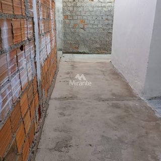 Casa Para Vender com 2 quartos no bairro Tomba em Feira De Santana