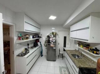 Apartamento Para Vender com 3 quartos sendo 1 suíte no bairro Santa Mônica em Feira De Santana