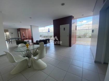 Apartamento Para Vender com 3 quartos sendo 1 suíte no bairro Santa Mônica em Feira De Santana