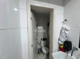 Apartamento Para Alugar com 3 quartos sendo 1 suíte no bairro Santa Mônica em Feira De Santana