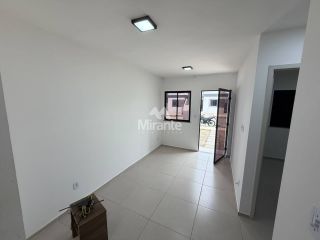 Casa de Condomínio Para Alugar com 2 quartos no bairro Registro em Feira De Santana