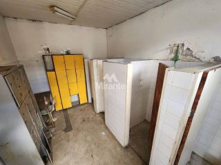 Galpão / Depósito / Armazém Para Vender no bairro CIS em Feira De Santana