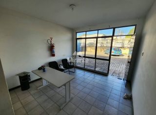 Galpão / Depósito / Armazém Para Vender no bairro CIS em Feira De Santana