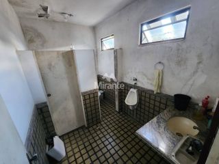 Galpão / Depósito / Armazém Para Vender no bairro CIS em Feira De Santana