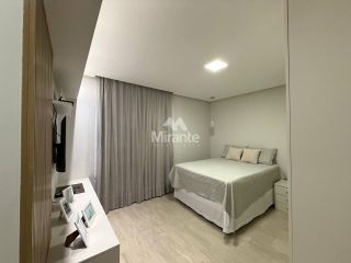 Casa de Condomínio Para Vender com 3 quartos sendo 1 suíte no bairro Chaparral em Feira De Santana
