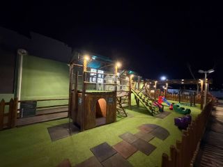 Casa de Condomínio Para Vender com 4 quartos sendo 1 suíte no bairro Sim em Feira De Santana