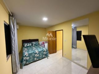 Casa de Condomínio Para Vender com 4 quartos sendo 1 suíte no bairro Sim em Feira De Santana