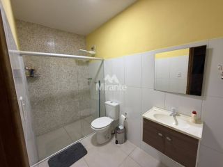 Casa de Condomínio Para Vender com 4 quartos sendo 1 suíte no bairro Sim em Feira De Santana