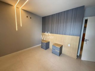 Casa à Venda no Condomínio Dux Residence com 3 Quartos sendo 1 suíte no Registro em Feira de Santana
