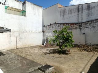 Casa Para Alugar com 3 quartos sendo 1 suíte no bairro Jardim Cruzeiro em Feira De Santana