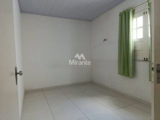 Casa Para Alugar com 3 quartos sendo 1 suíte no bairro Jardim Cruzeiro em Feira De Santana
