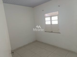 Casa Para Alugar com 3 quartos sendo 1 suíte no bairro Jardim Cruzeiro em Feira De Santana