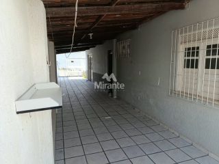 Casa Para Alugar com 3 quartos sendo 1 suíte no bairro Jardim Cruzeiro em Feira De Santana