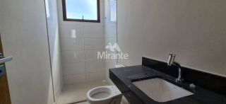 Casa de Condomínio Para Vender com 4 quartos sendo 2 suítes no bairro Lagoa Salgada em Feira De Santana
