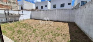 Casa de Condomínio Para Vender com 4 quartos sendo 2 suítes no bairro Lagoa Salgada em Feira De Santana