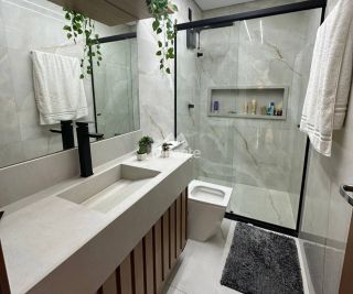 Casa de Condomínio Mobiliada Para Vender com 3 quartos sendo 1 suíte no bairro Sim em Feira De Santana