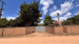 Chácara Para Alugar com 4 quartos sendo 1 suíte no bairro Lagoa Salgada em Feira De Santana