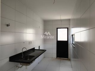 Casa de Condomínio Para Vender com 3 quartos sendo 3 suítes no bairro Registro em Feira De Santana