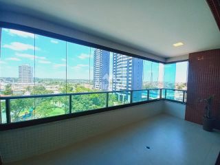 Apartamento Para Alugar com 3 quartos sendo 1 suíte no bairro Santa Mônica em Feira De Santana