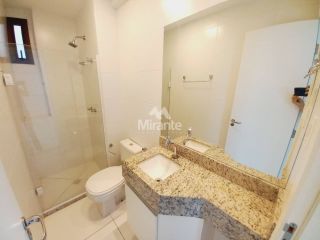 Apartamento Para Alugar com 3 quartos sendo 1 suíte no bairro Santa Mônica em Feira De Santana