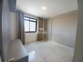 Apartamento Para Alugar com 3 quartos sendo 1 suíte no bairro Santa Mônica em Feira De Santana