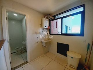 Apartamento Para Alugar com 3 quartos sendo 1 suíte no bairro Santa Mônica em Feira De Santana