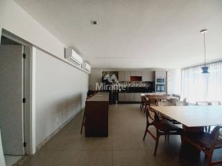 Apartamento Para Alugar com 3 quartos sendo 1 suíte no bairro Santa Mônica em Feira De Santana