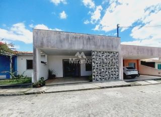 Casa de Condomínio Para Vender com 2 quartos sendo 1 suíte no bairro Papagaio em Feira De Santana
