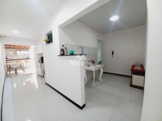 Casa de Condomínio Para Vender com 2 quartos sendo 1 suíte no bairro Papagaio em Feira De Santana
