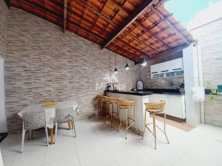 Casa de Condomínio Para Vender com 2 quartos sendo 1 suíte no bairro Papagaio em Feira De Santana