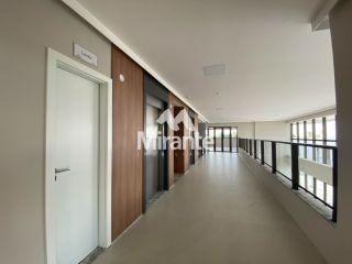 Apartamento Para Vender com 3 quartos, sendo 3 suítes no bairro Santa Mônica em Feira De Santana