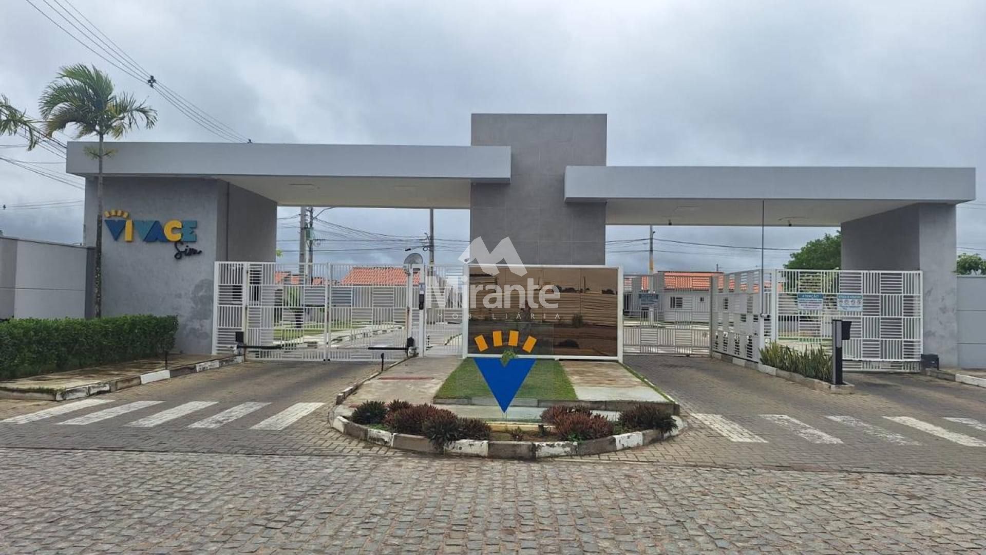 Casa de Condomínio Para Alugar com 2 quartos no bairro Registro em Feira De Santana