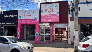 Casa Comercial Para Vender com 3 quartos no bairro Centro em Feira De Santana
