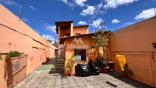 Casa Comercial Para Vender com 3 quartos no bairro Centro em Feira De Santana