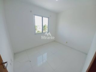 Apartamento Para Vender com 2 quartos sendo 1 suíte no bairro Sim em Feira De Santana