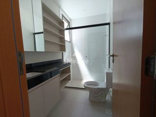 Casa de Condomínio Para Vender com 4 quartos sendo 4 suítes no bairro Lagoa Salgada em Feira De Santana