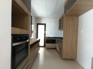 Casa de Condomínio Para Vender com 4 quartos sendo 4 suítes no bairro Lagoa Salgada em Feira De Santana