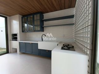 Casa de Condomínio Para Vender com 4 quartos sendo 4 suítes no bairro Lagoa Salgada em Feira De Santana