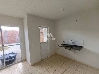 Casa de Condomínio Para Vender com 2 quartos no bairro Sim em Feira De Santana