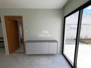Casa de Condomínio Para Alugar com 4 quartos sendo 2 suítes no bairro Lagoa Salgada em Feira De Santana