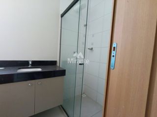 Casa de Condomínio Para Vender com 4 quartos sendo 2 suítes no bairro Lagoa Salgada em Feira De Santana