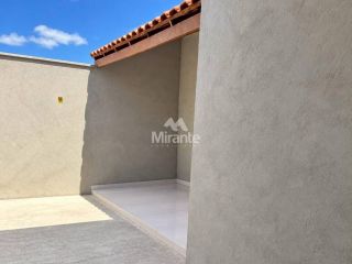 Casa Para Vender com 2 quartos sendo 1 suíte no bairro Mangabeira em Feira De Santana