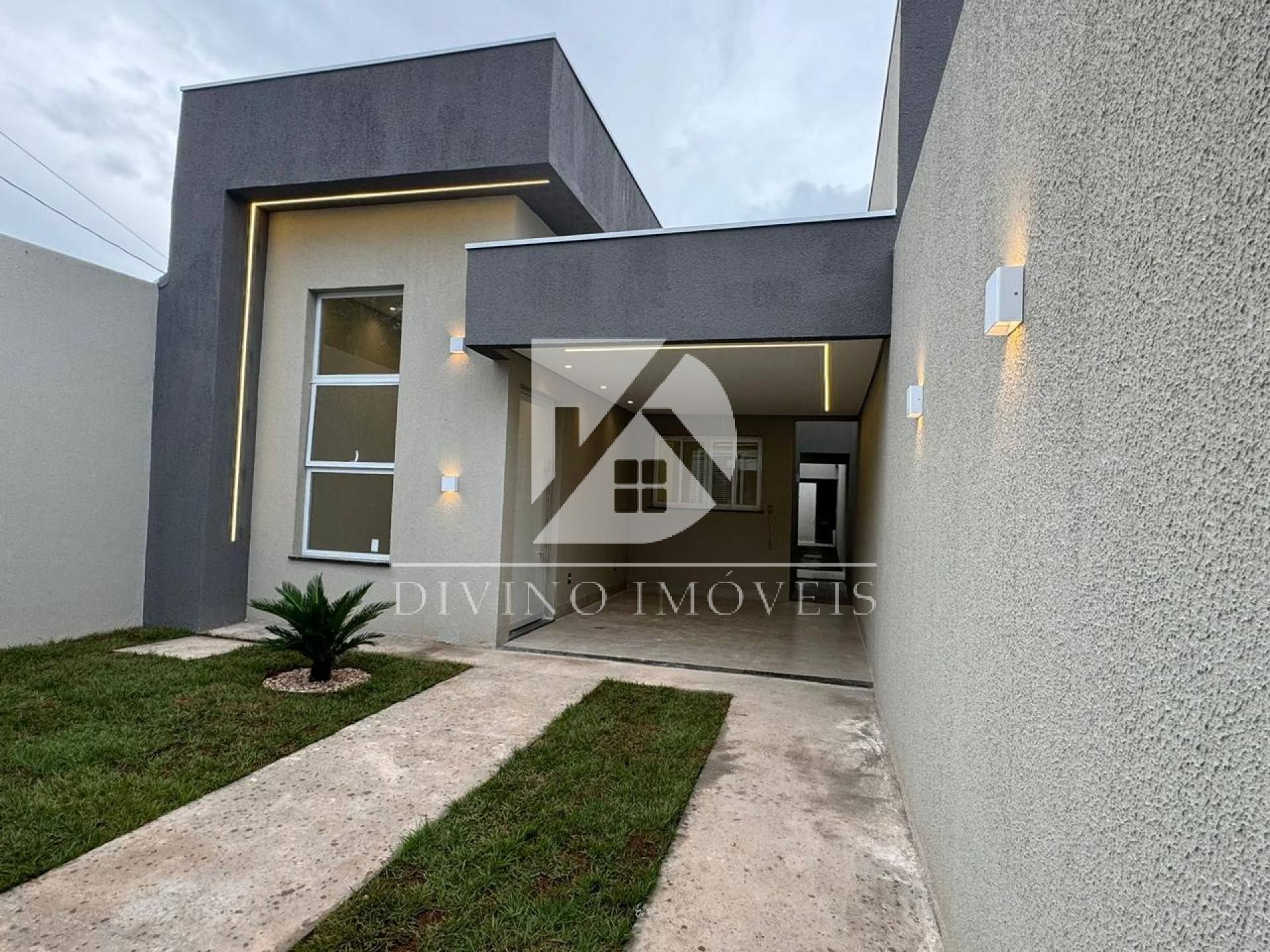 Casa com 3 quartos Sendo 1 suítes no bairro COPHEMA  em Cuiabá