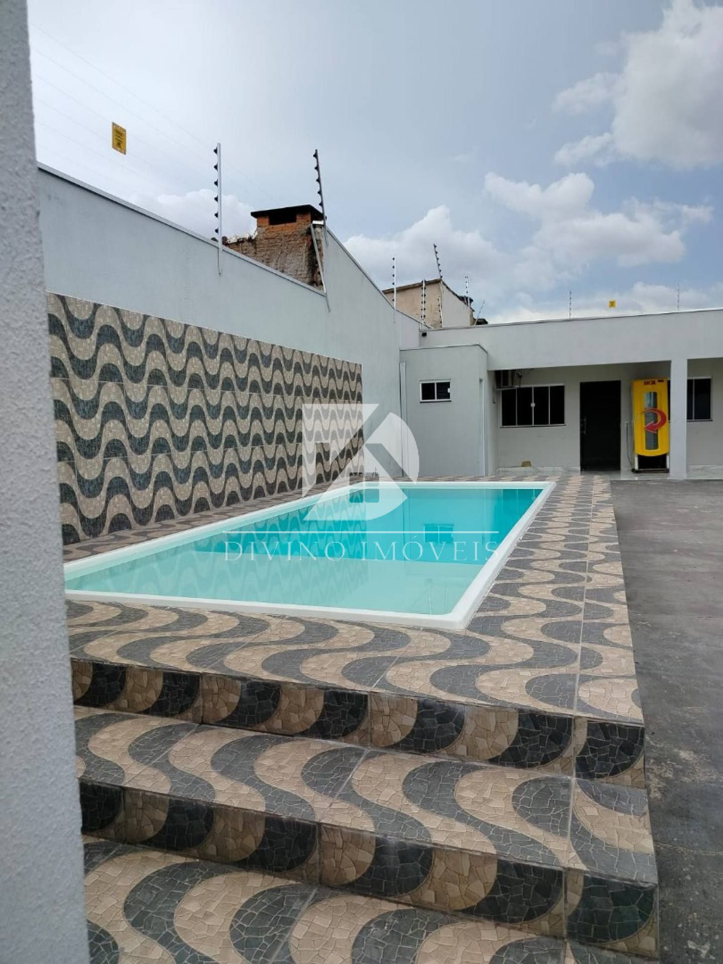 ESPAÇO DE FESTAS NO BAIRRO CRISTO REI