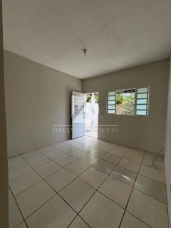 CASA LINDA NO SANTA TEREZINHA, COM 2 QUARTOS