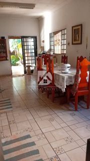 IMOVEL COM PISCINA, 3 QUARTOS 2 SENDO SUITE