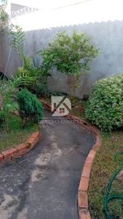 IMOVEL COM PISCINA, 3 QUARTOS 2 SENDO SUITE
