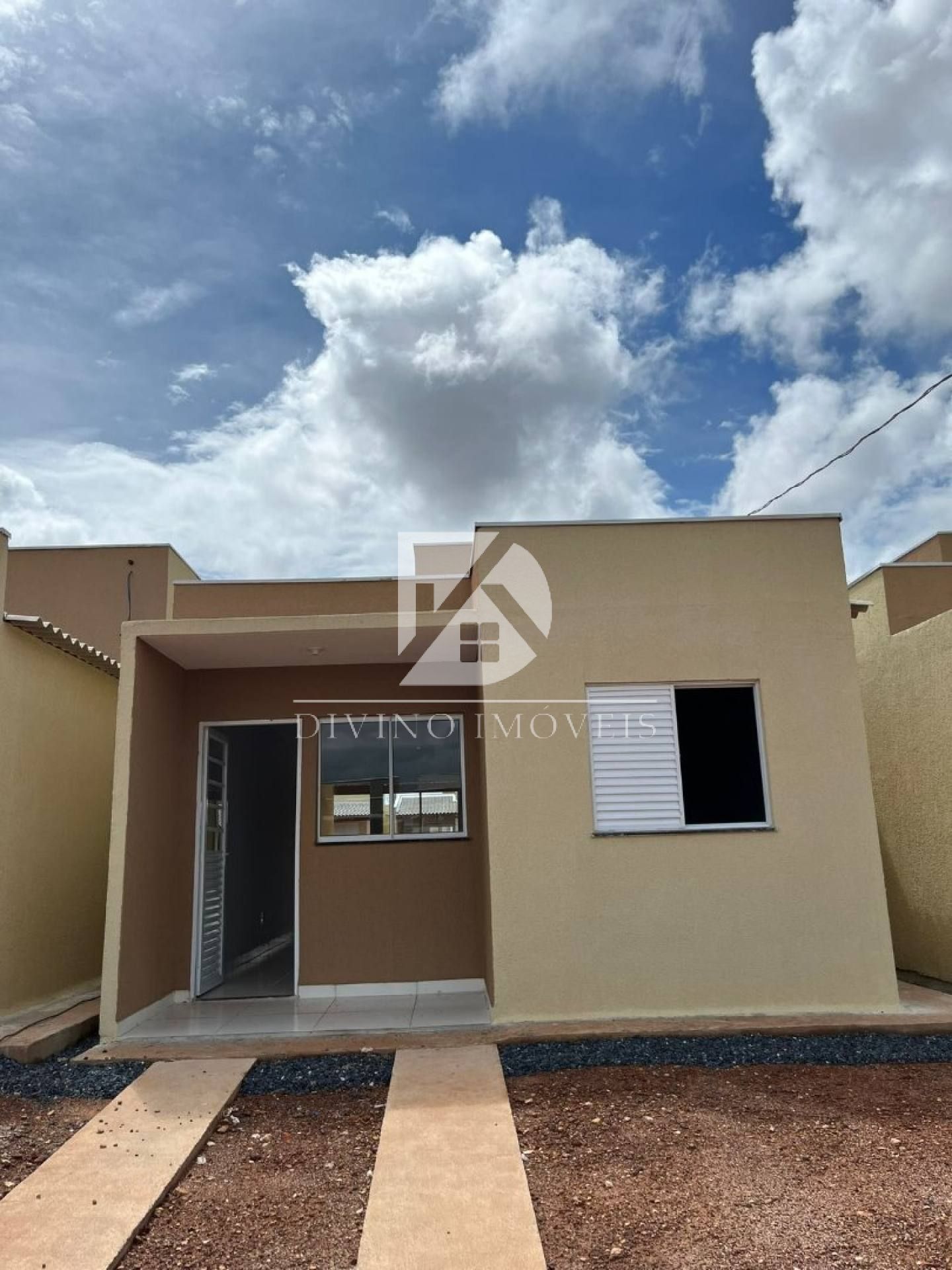 Casa pronta para morar Bairro novo mundo .